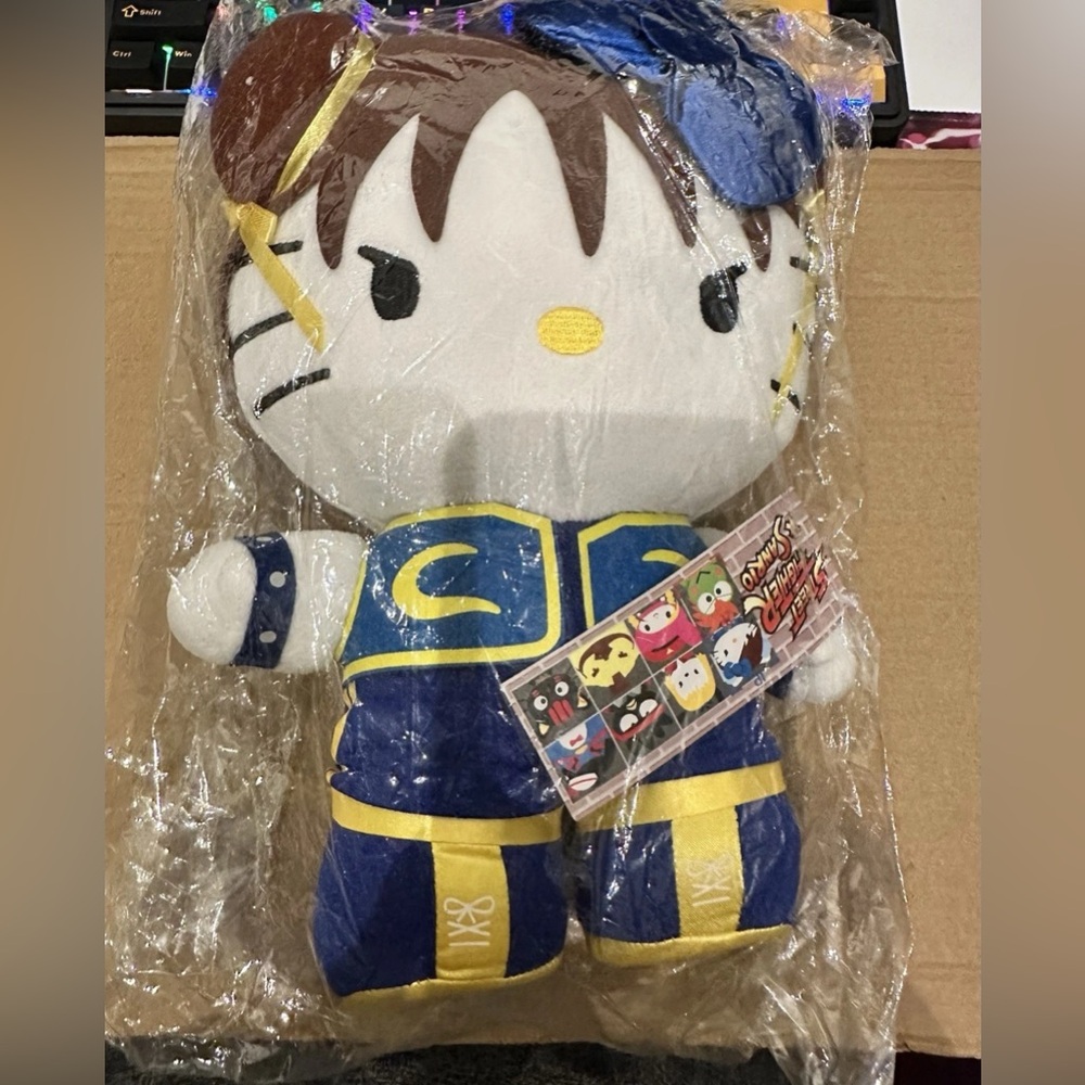 Street Fighter X Hello Kitty Chun Li Plush Figure 2012 Comic Con Exclusive